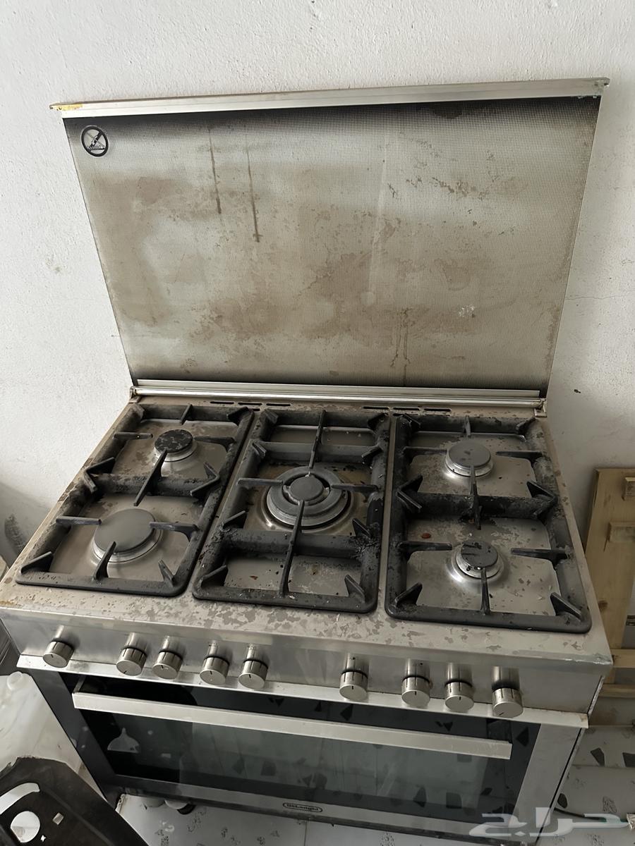 Floor session and oven64492434329730112