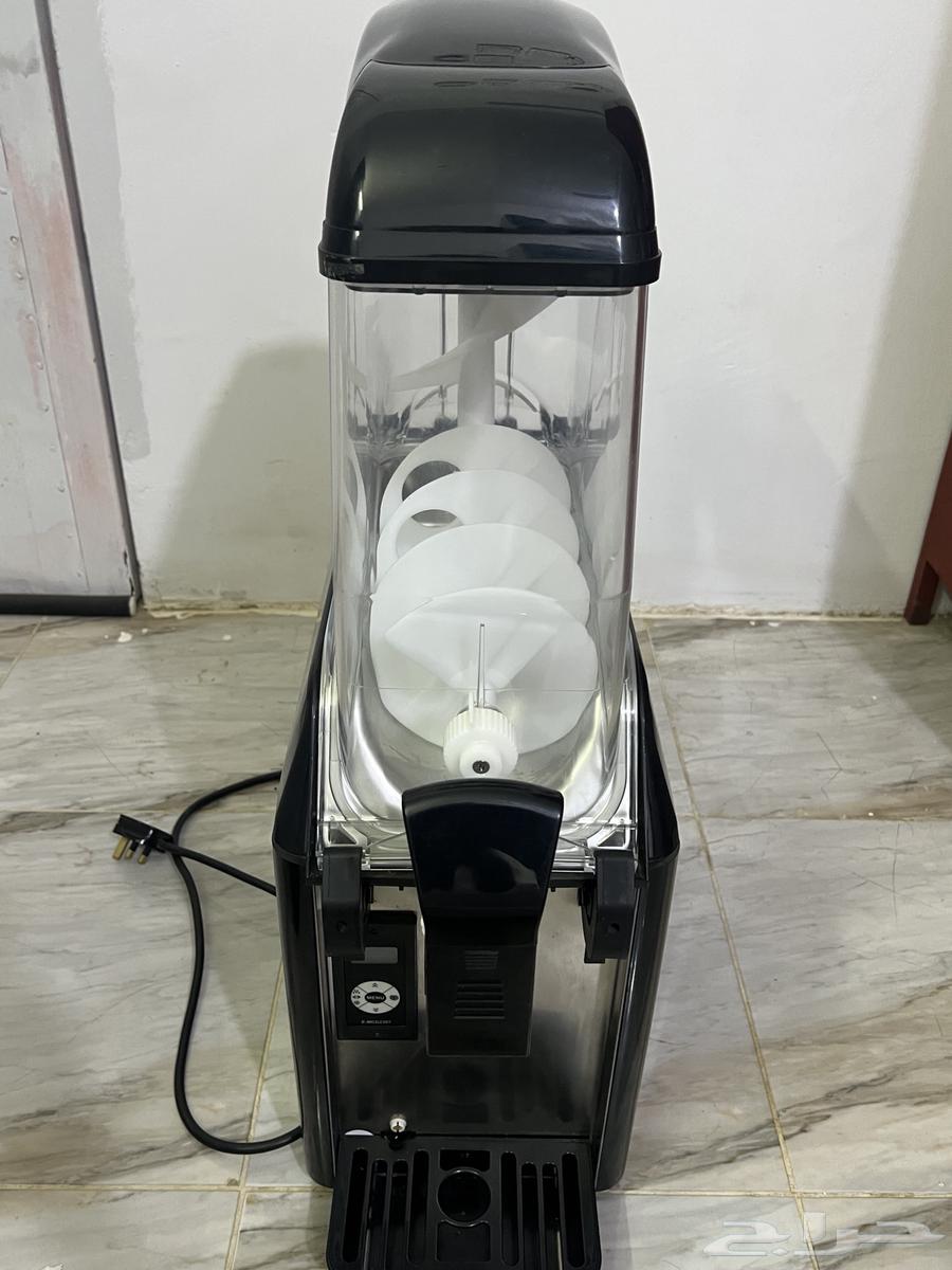 مكينة سلاش إيطالي شبه جديده للبيع64488920468610110