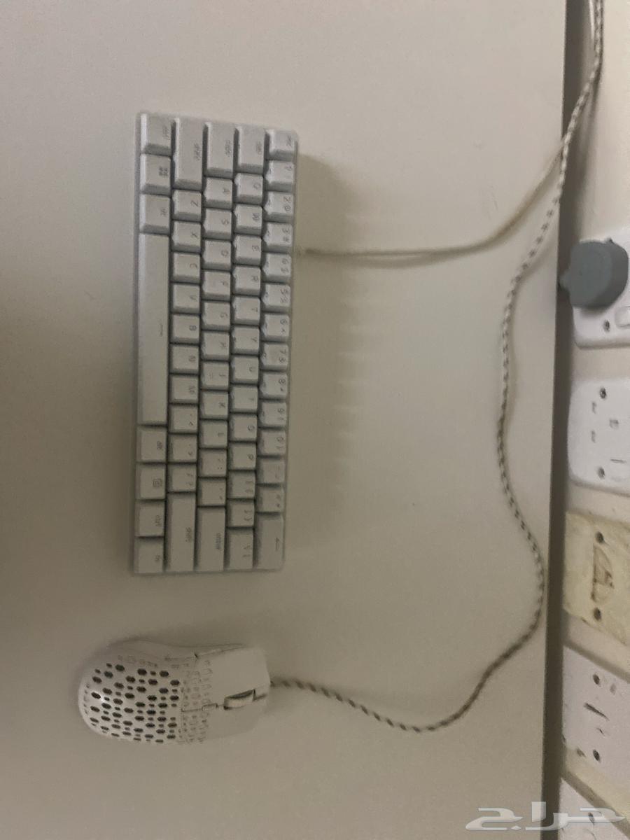 New Razer keyboard, less than 6 months old, and Raiku G70I mouse64434183219203112