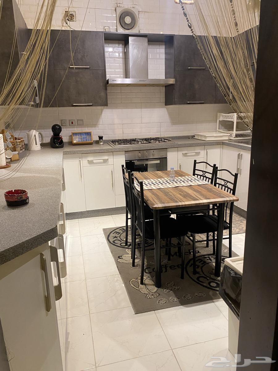 العفش للبيع للجادين فقط جده حي الفيصليه64494715267971111