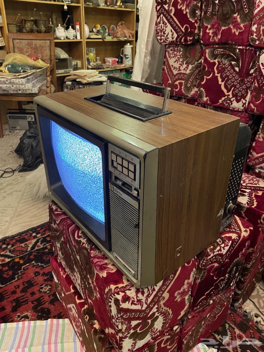 تلفزيون ناشيونال قديم نظيف جدا64493644726657111