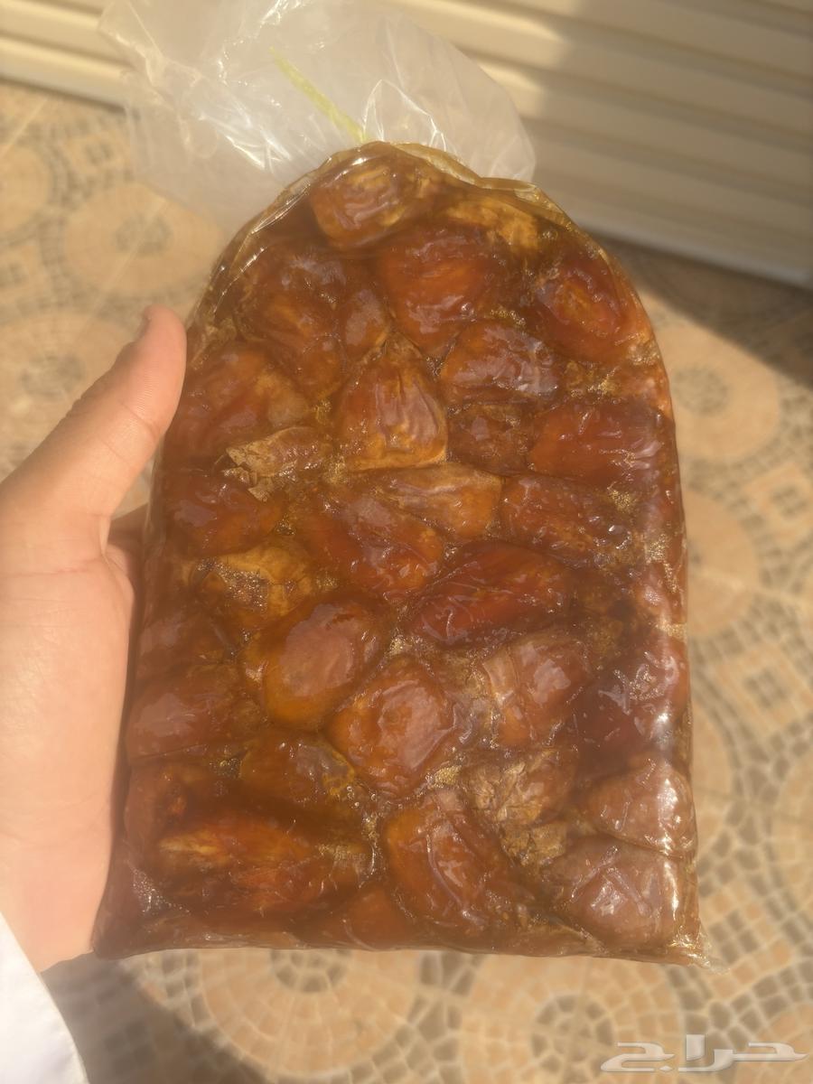 تمر ضميد سكري محشي لوز 21 ريال64488435568257111