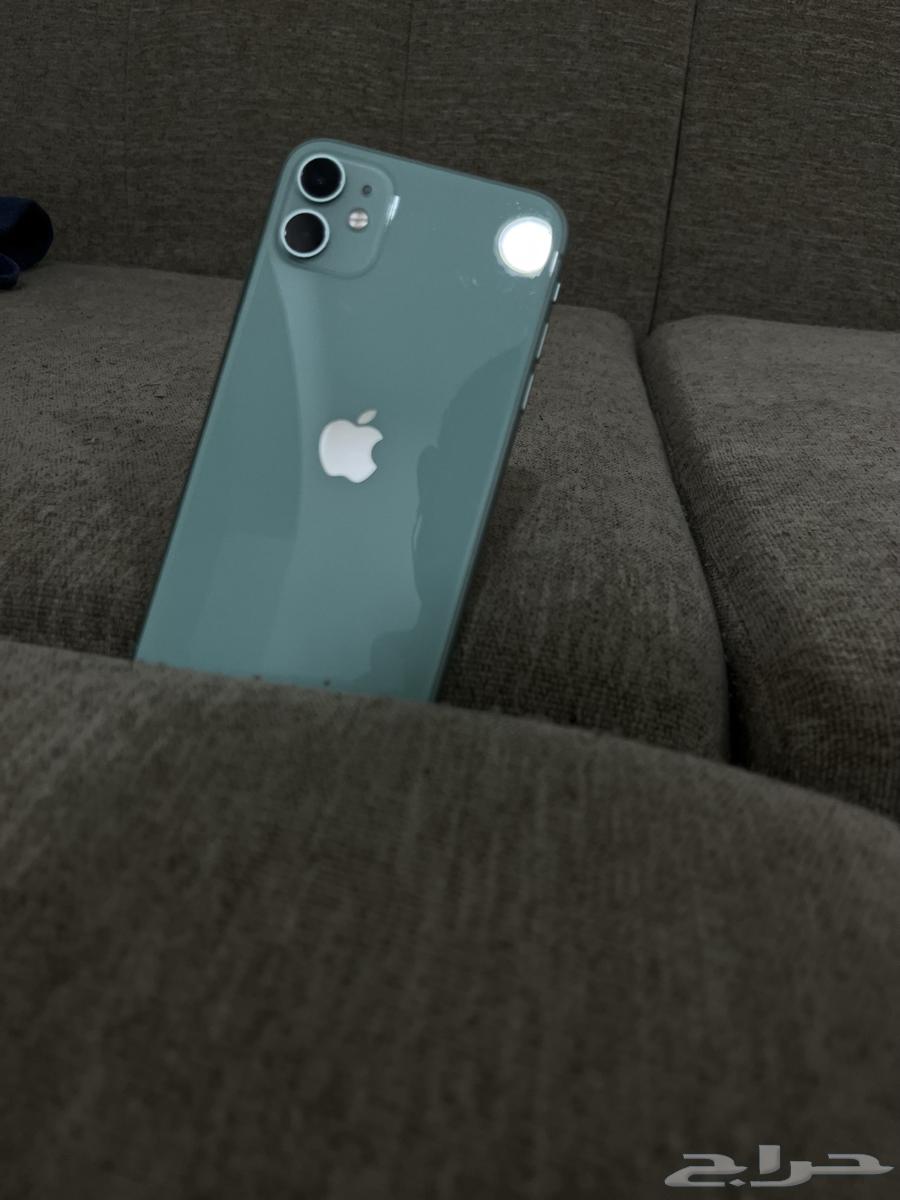 iPhone 11 used, never turned on64493273104897111