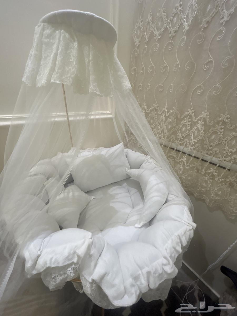 Reception bed64492717780993110