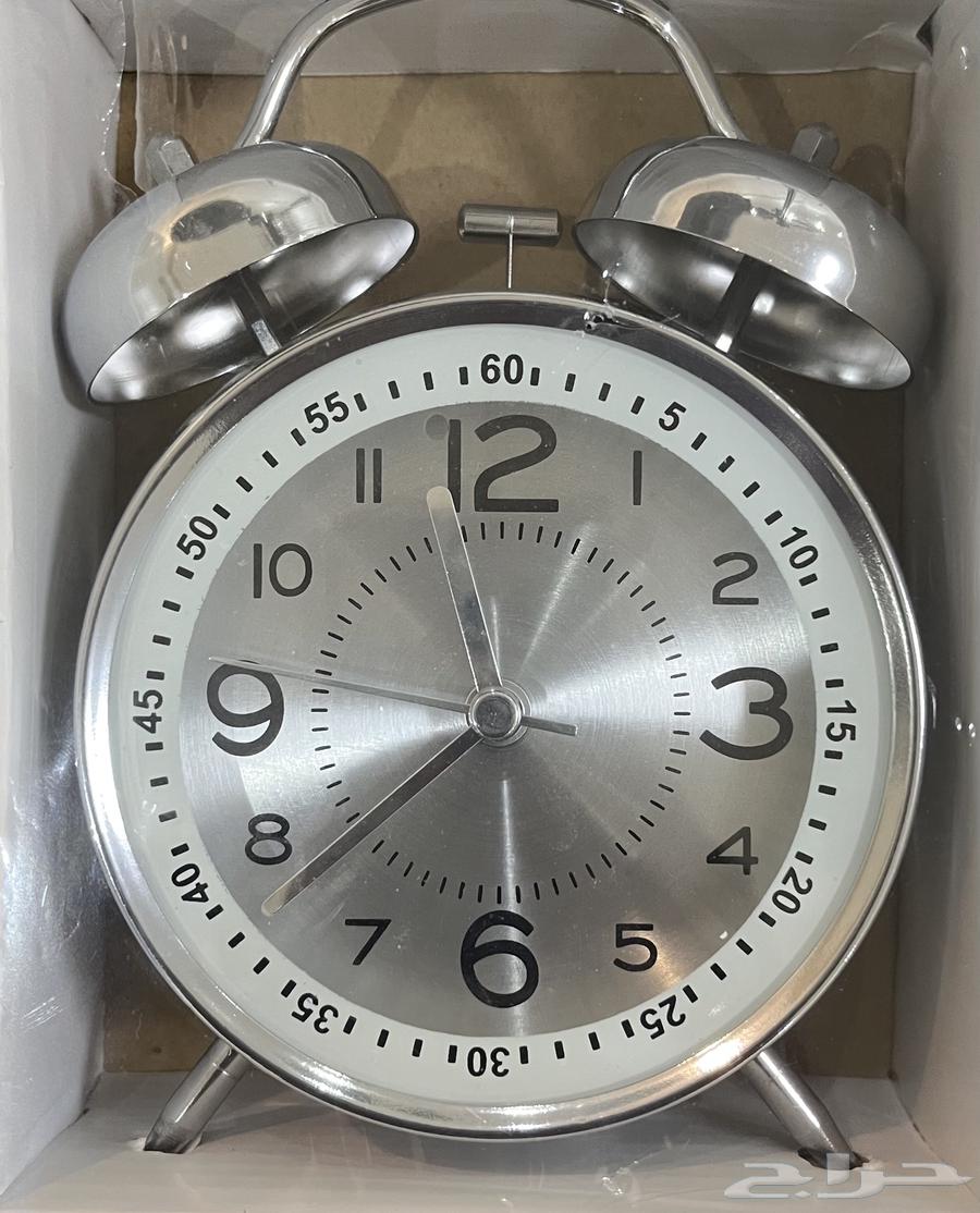 Luxurious clock to complement the decor64492013586434111