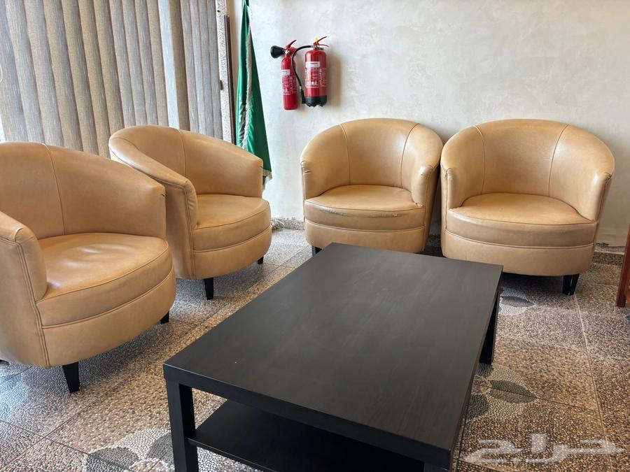 Sofa, mini bar, and IKEA table for sale64491605698690110