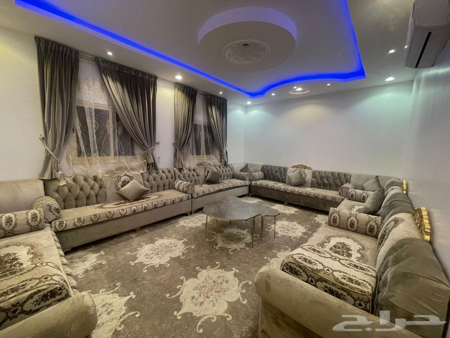 مجلس كامل نضيف للبيع64493906530049112