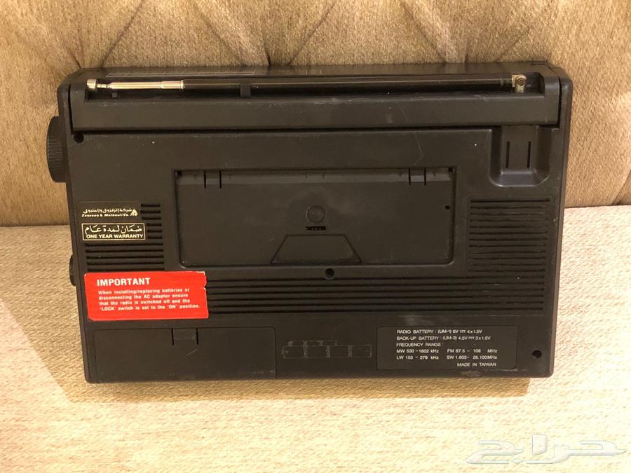 راديو Sangean ATS-818  وهو جهاز استقبال رقمي عالمي64494003373825112