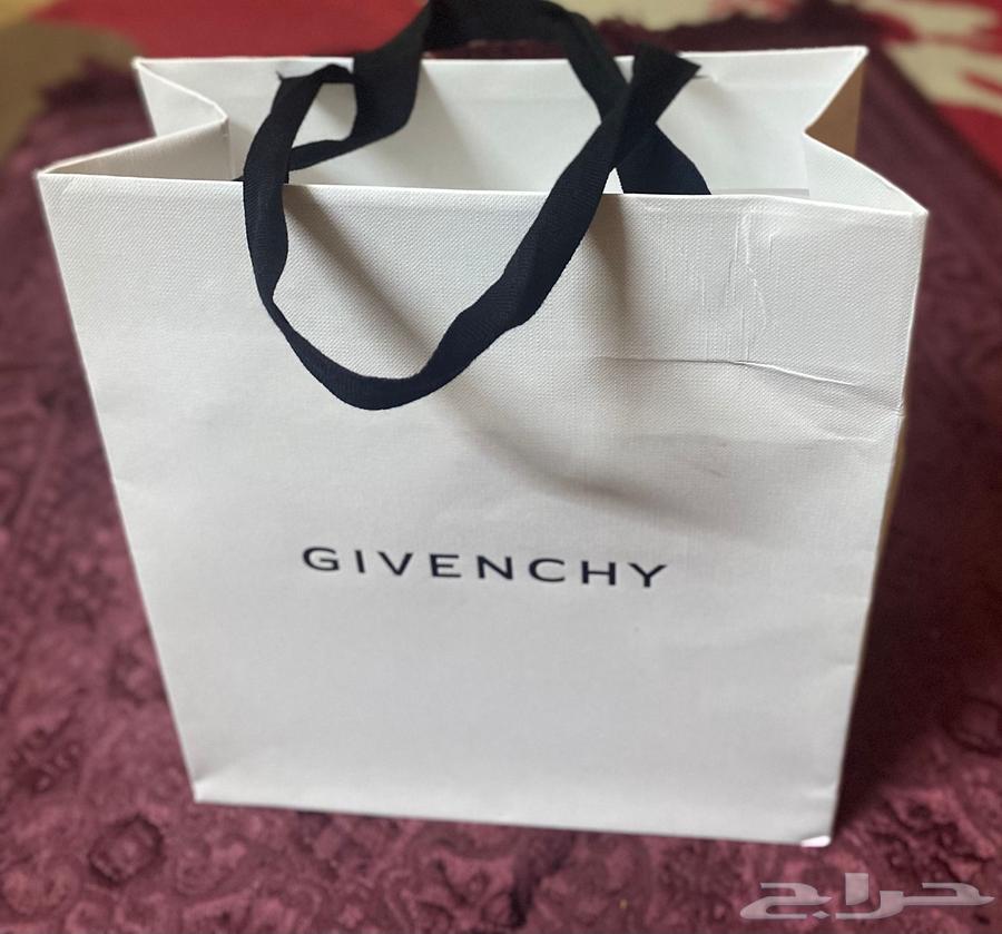 عطر جيفنشي أصلي64486993678081114