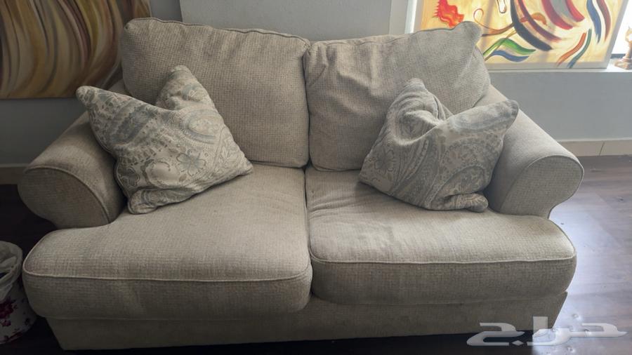 كنب من اشلي64488838054019111