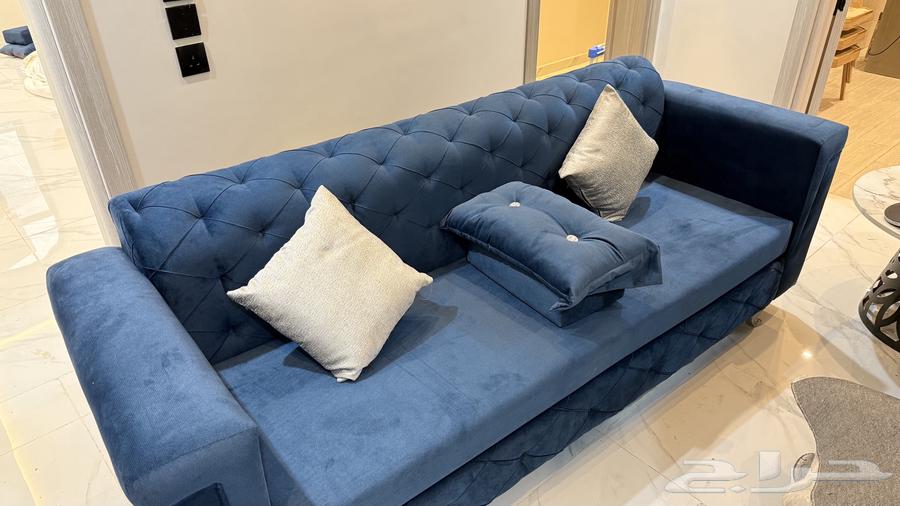 كنب جديد بس مع النقل صار فيه شق بسيط من تحت وانكسرت واحده64476601111043110