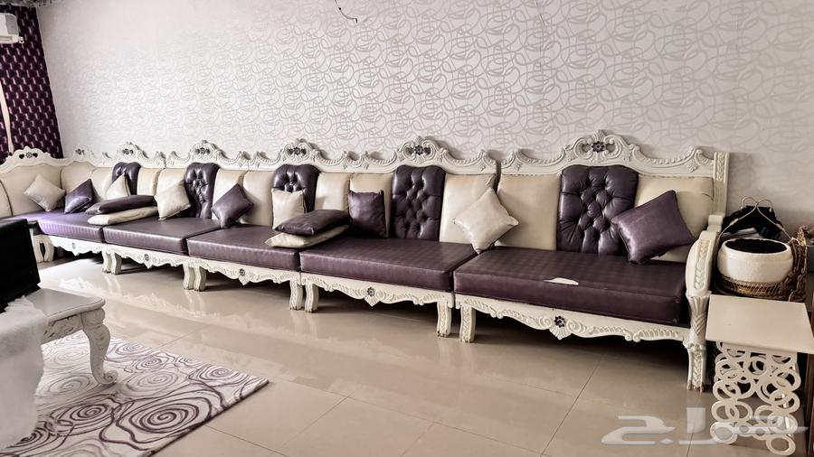 للبيع كنب يتسع 30 شخص64494140020994112