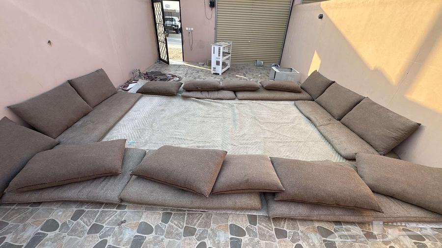 Mat with floor and back supports64491646528515114