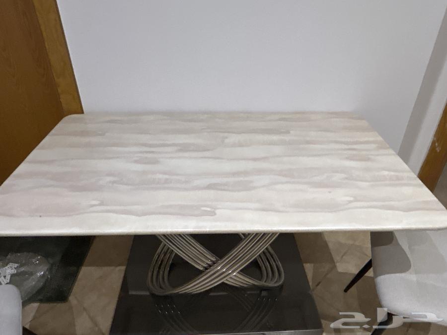 New dining table with 4 chairs64490358368515112