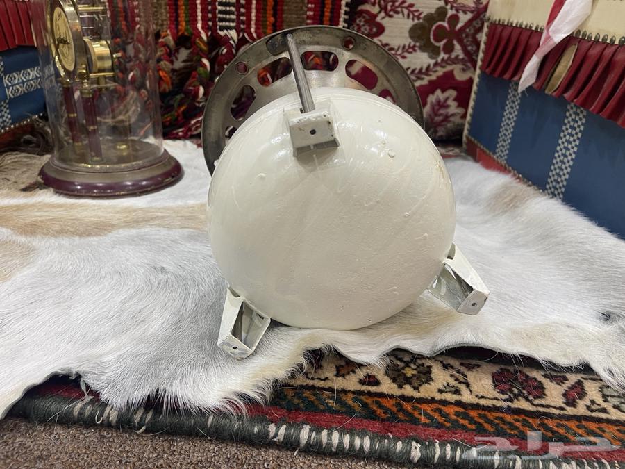 دبه ثلاث ارجل براسها64487622681346114