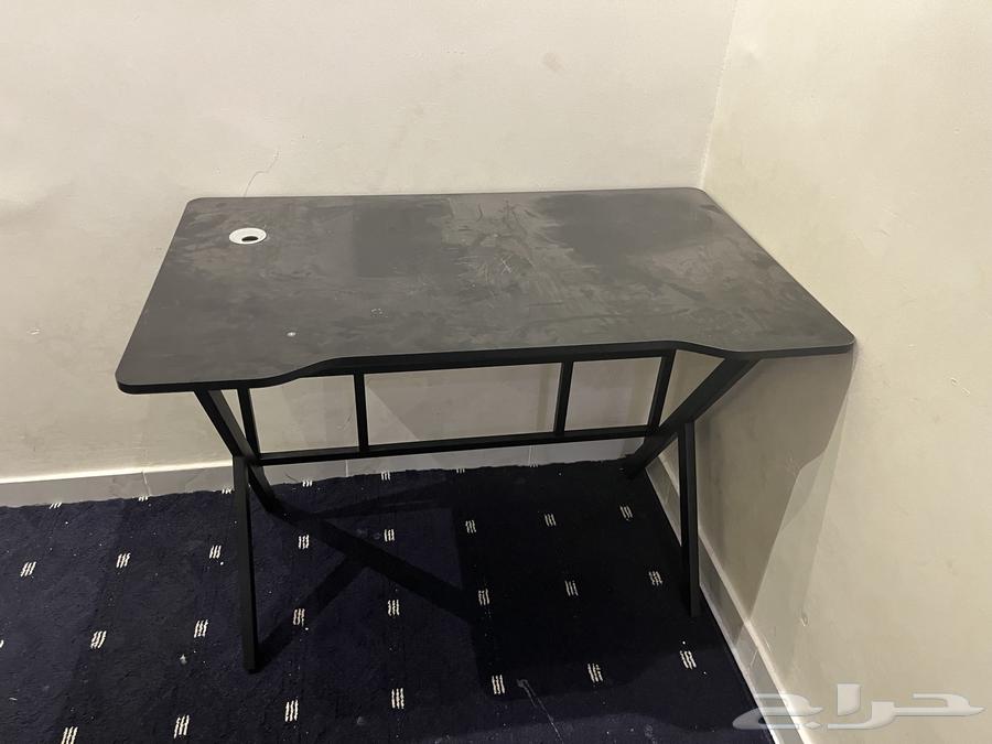 طاوله حرف k علا السوم64493795751553112