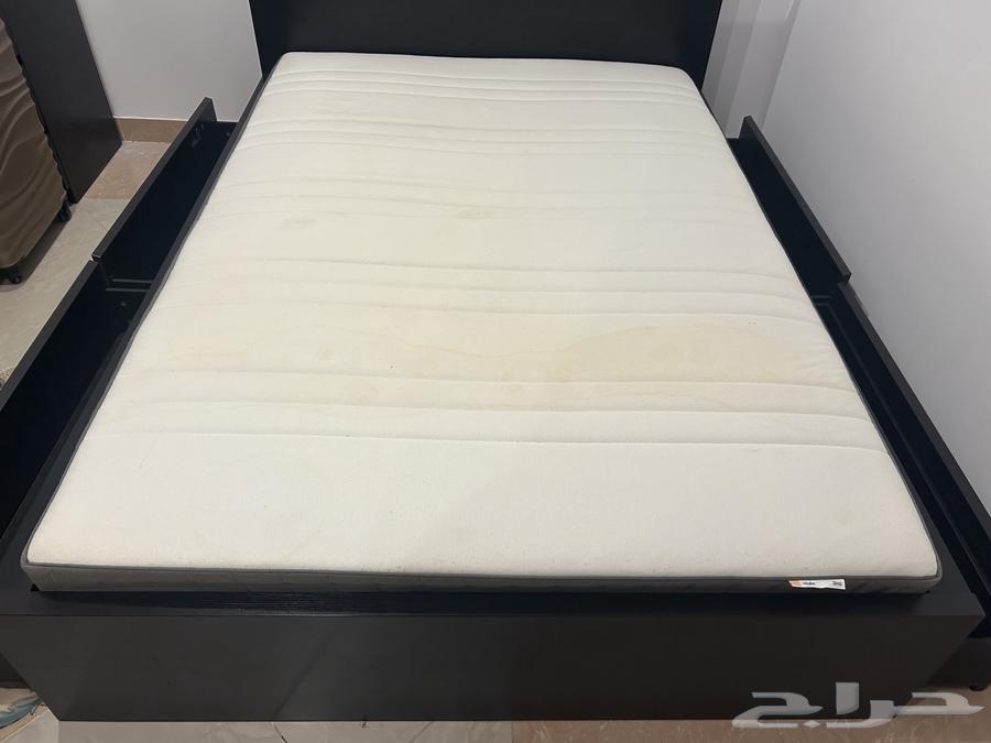 سرير ايكيا مزدوج لشخصين64490811370498110