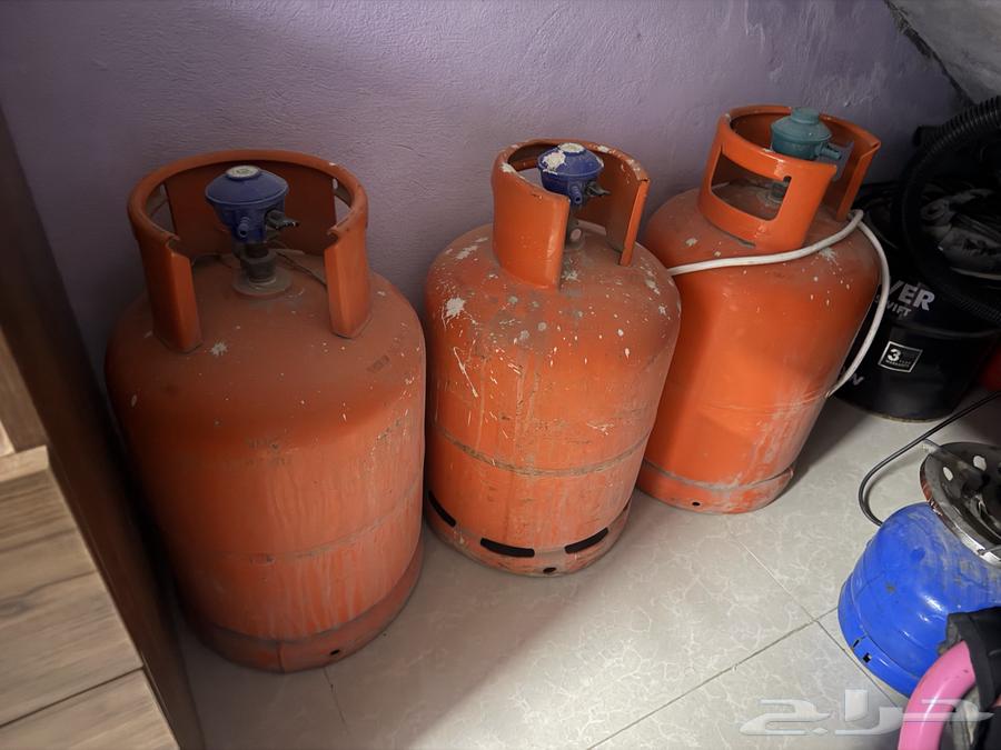 مكيف 2 طن او جنيرال الياباني و2 طن الزامل و 4 اسطونات غاز64493768246913112