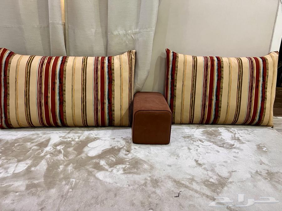 Backrests and cushions64490165489027113