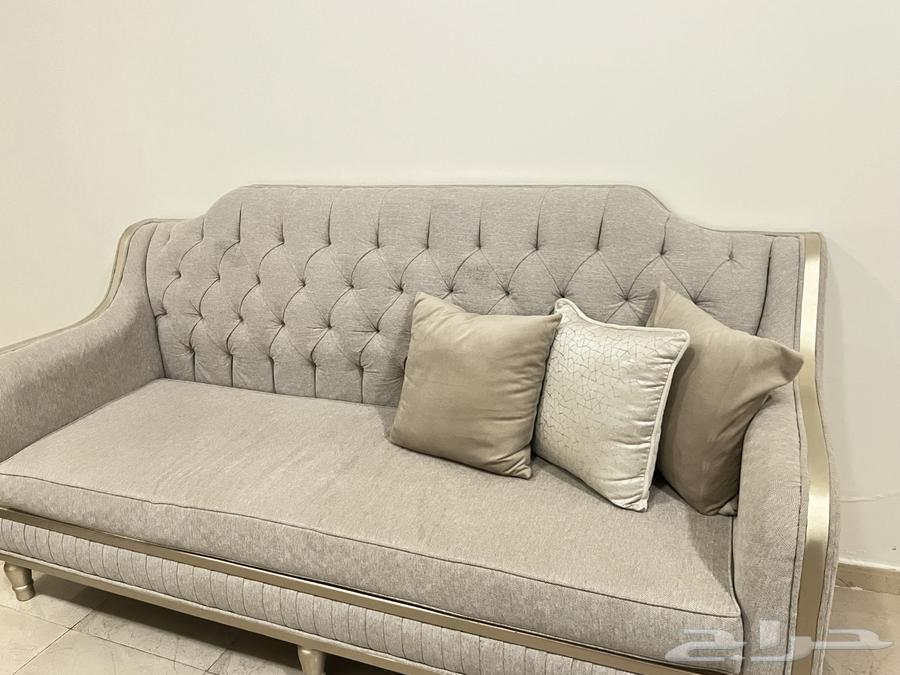 طقم كنب شبه الجديد64487360073986112