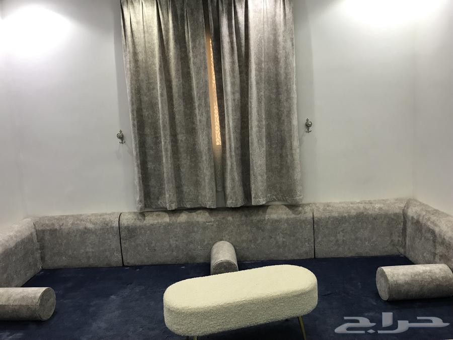 Backrest with mattress and cushion64491959544451112