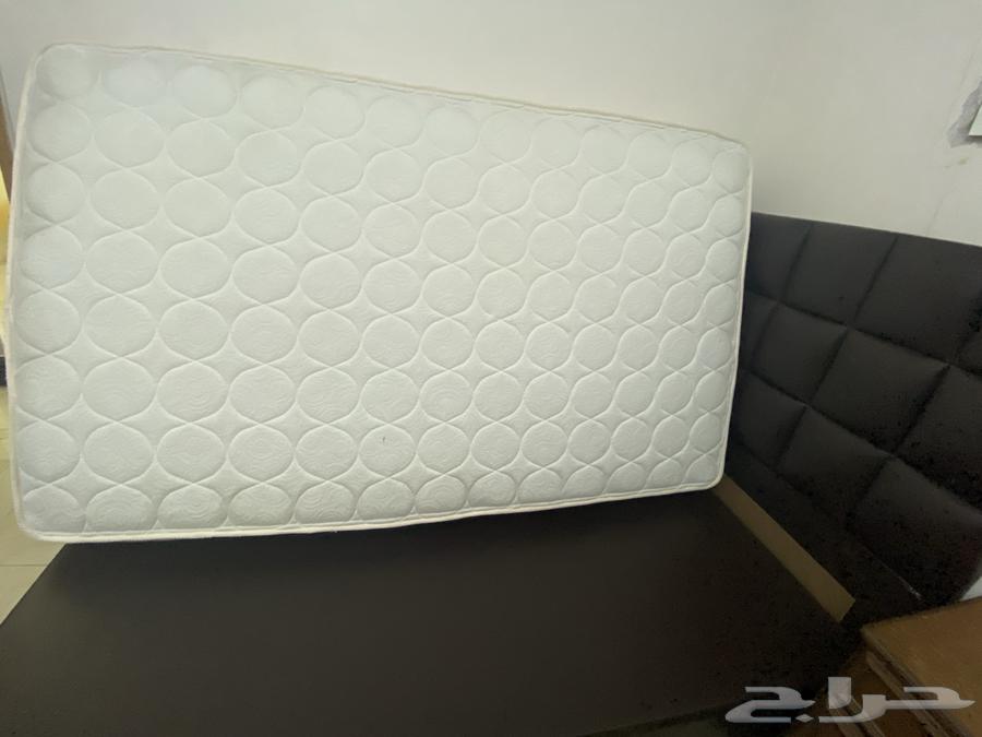 سريرين نفر ونص مستعمل64492541357953112