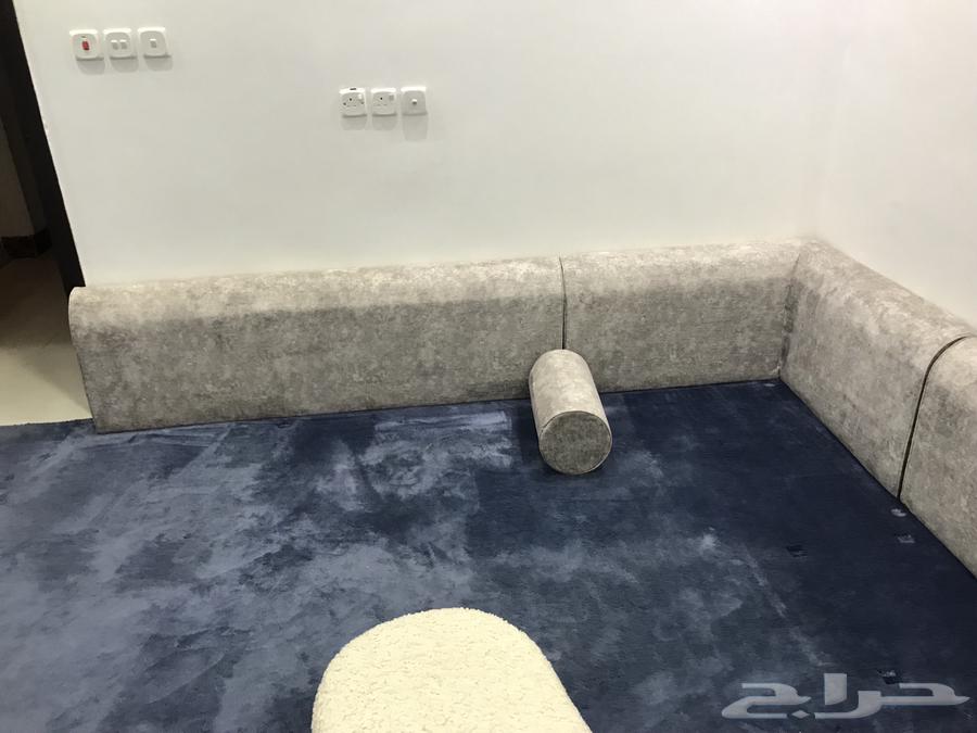 Backrest with mattress and cushion64491959544451111