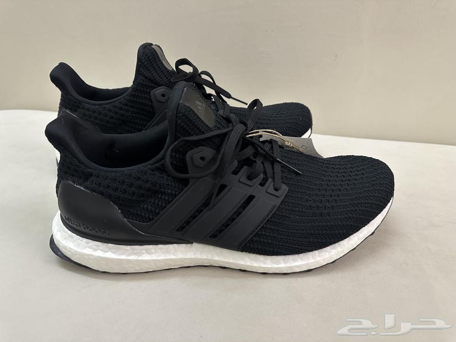 حذاء رياضي اديداس أصلي جديد للبيع64473163786371111