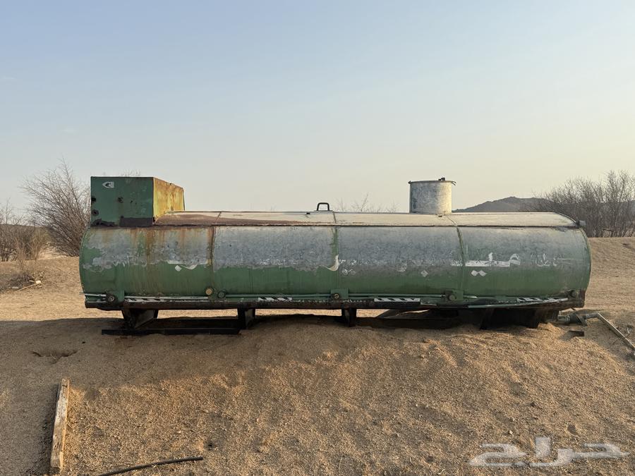 تانكي ماء بحاله جيده جدا64488421951489111