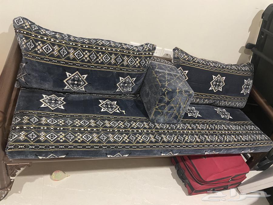 جلسة خارجية مكونة من وحدة واحدة فقط64494785693569111