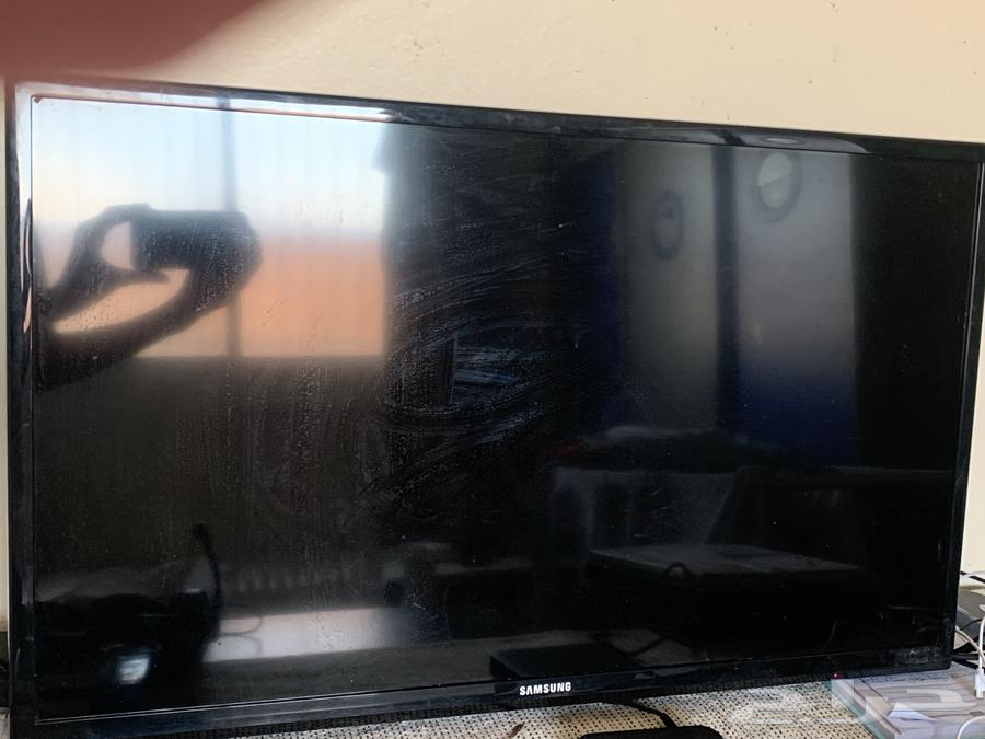 تلفاز سامسونج 32 بوصة للبيع64490358238721113