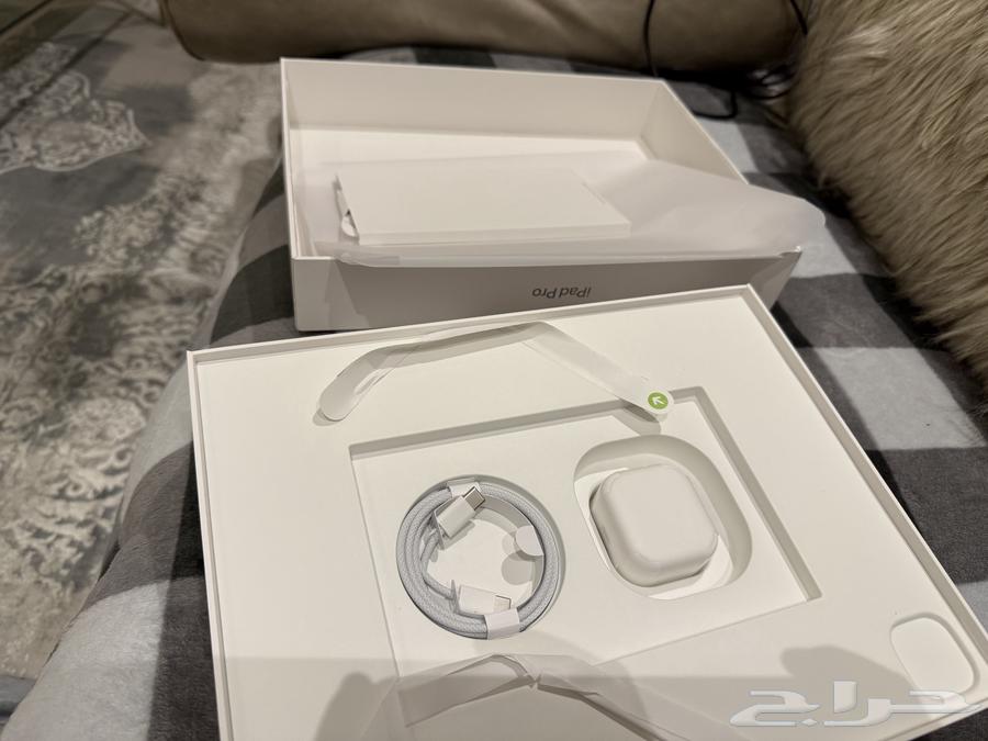 ايباد برو m4 202464489003527683111