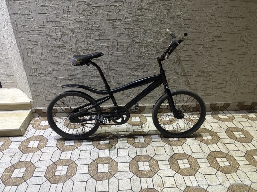 Cobra bicycle size 20, no problems at Afif location64493002296833112