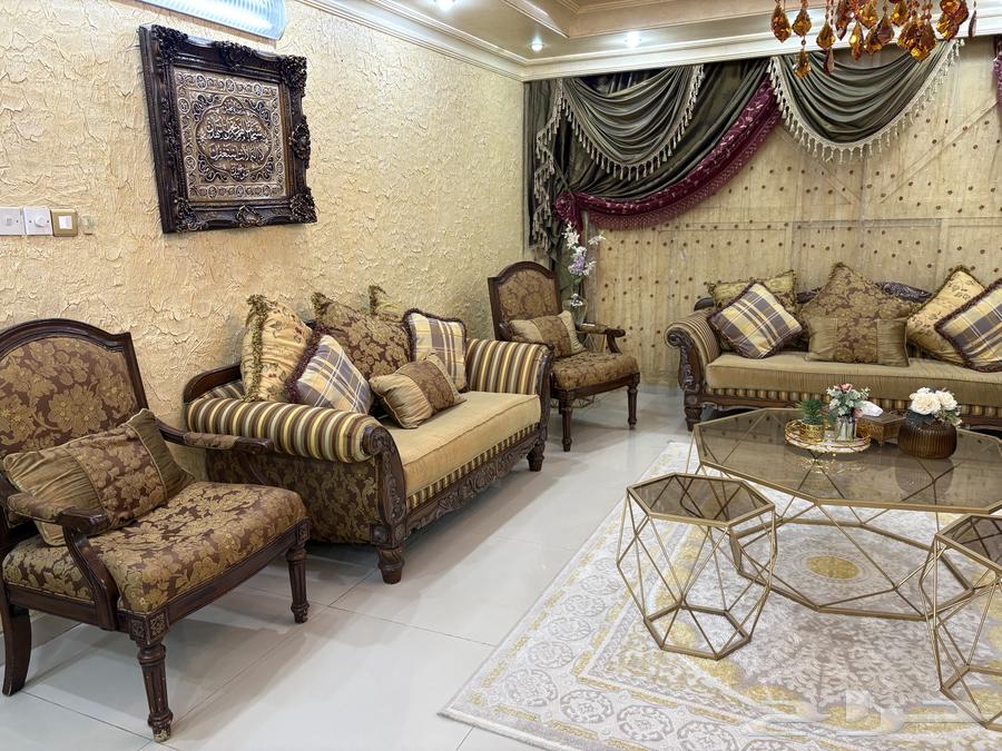 طقم كنب فاخر كلاسيكي للبيع64490551238273110