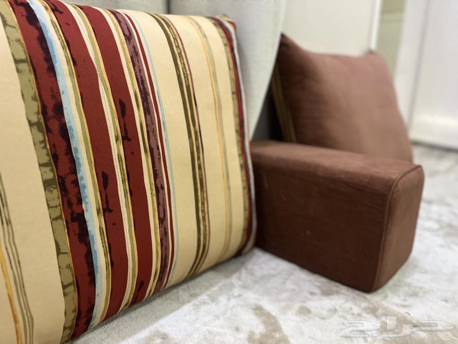 Backrests and cushions64490165489027114