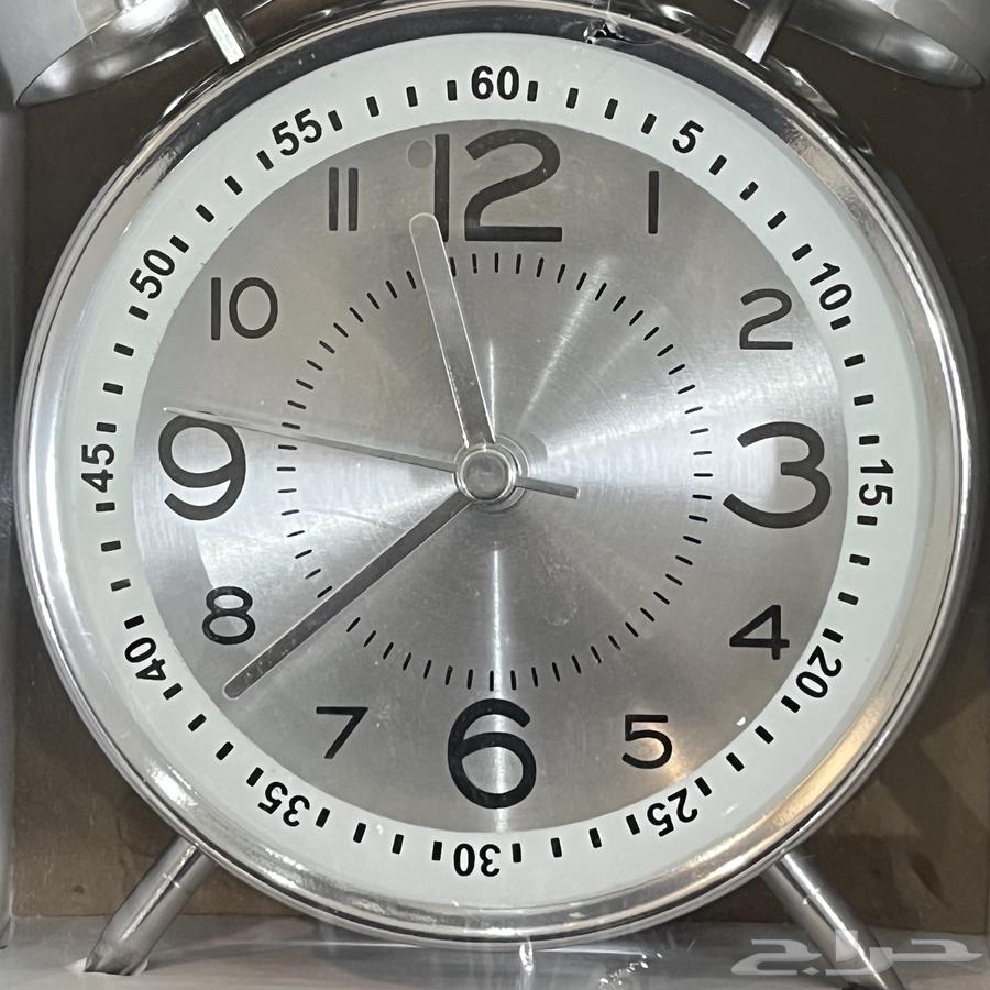 Luxurious clock to complement the decor64492013586434110