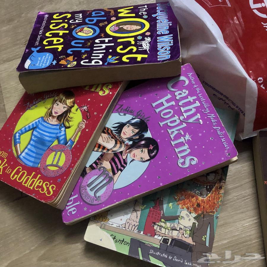 A collection of used books from Jarir64493961760897114