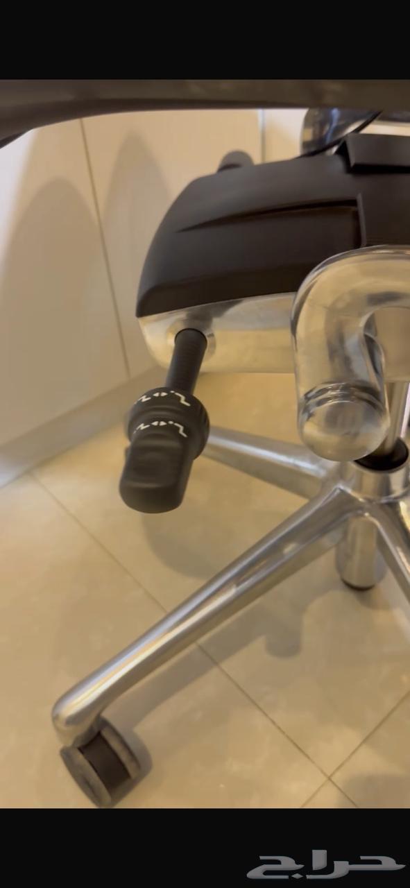 كرسي هيرمان ميلر امريكي64488989845379110