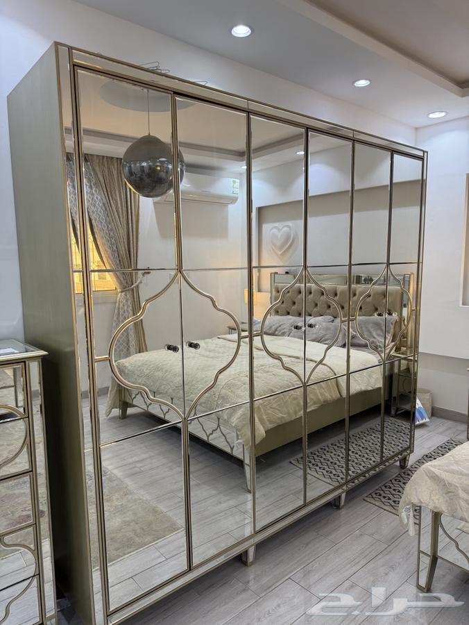 غرفة نوم كاملة ب دواليب وسرير كبير64489806945410114