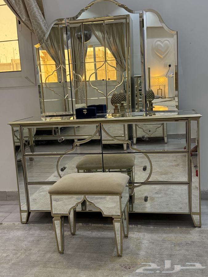 غرفة نوم كاملة ب دواليب وسرير كبير64489806945410110