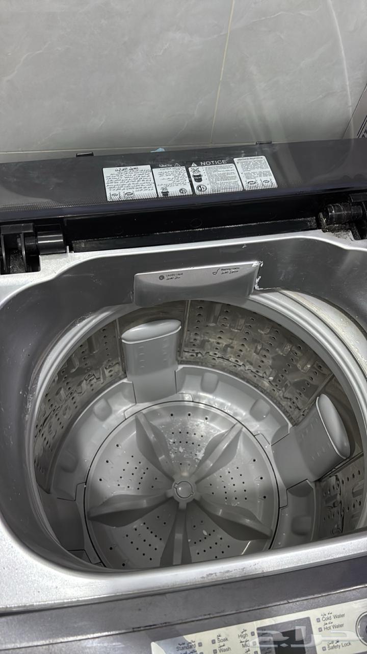 Washing machine in very good condition64522640887042112