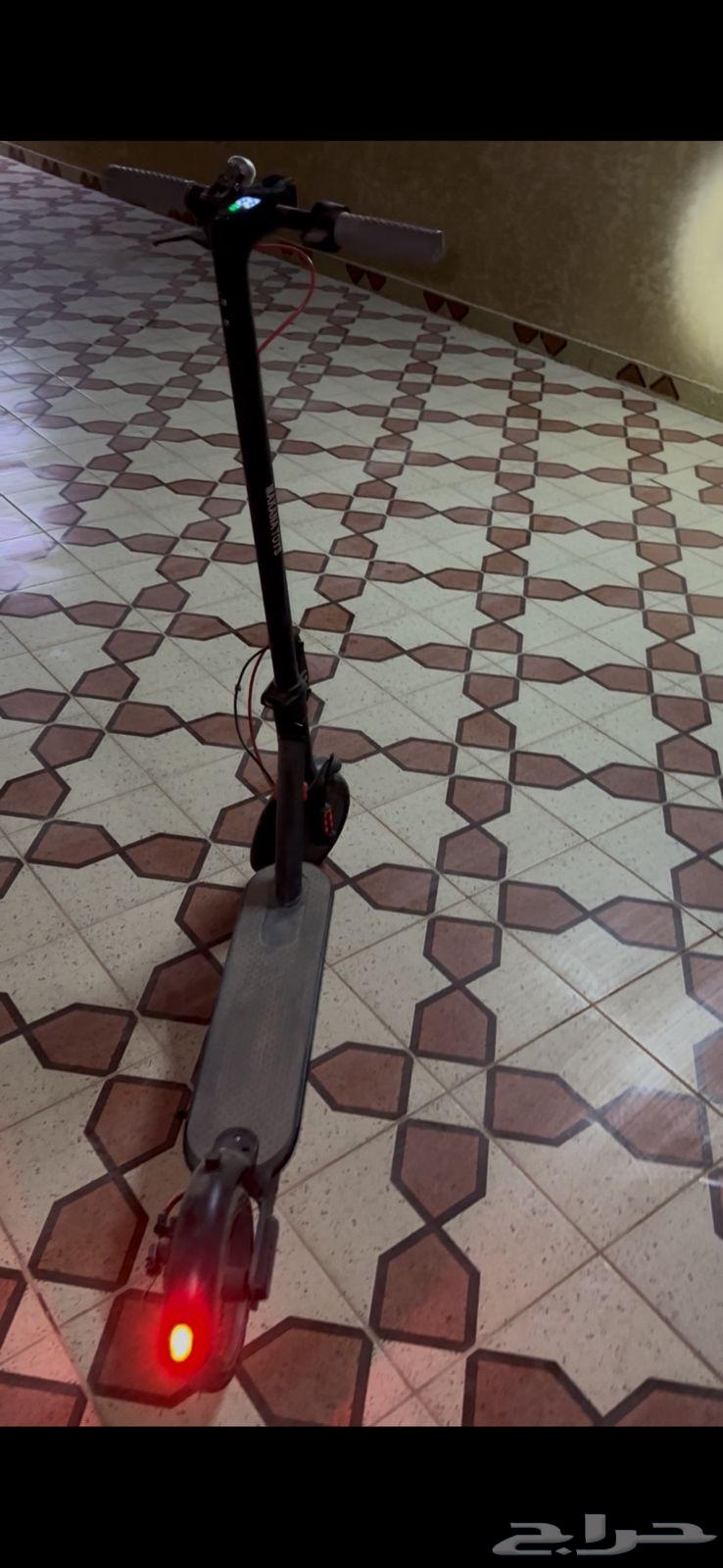 سكوتر كهربائي نظيف وسليم للبيع64491727793281111