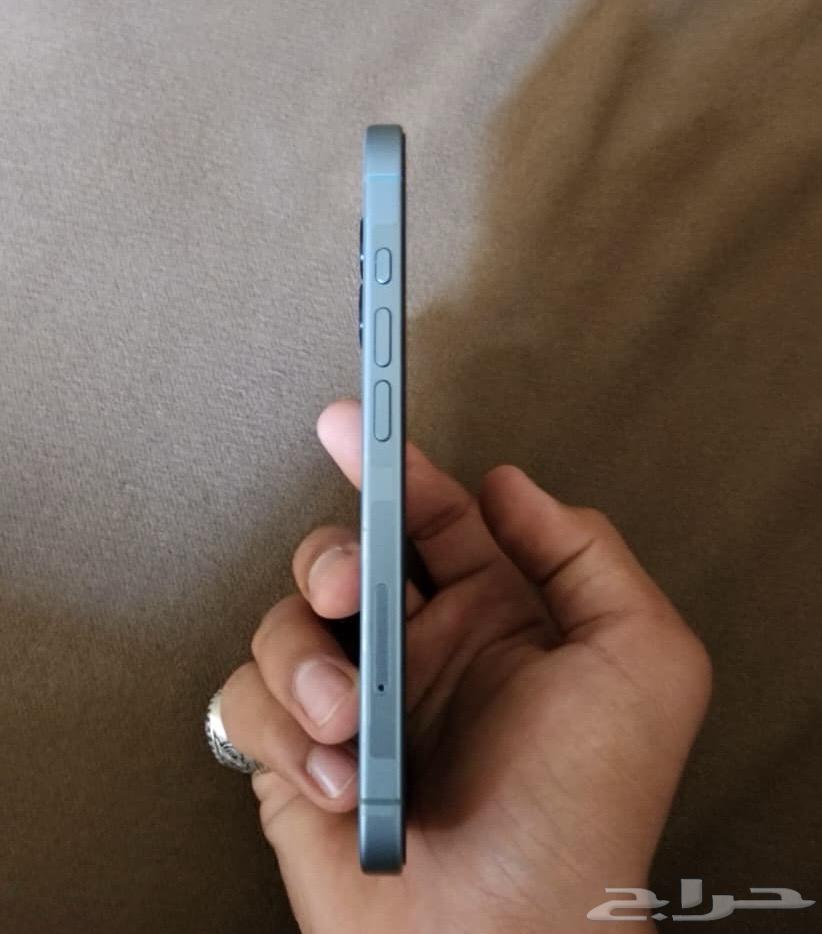 آيفون 16 تركوازي نضيييف64493614483459112