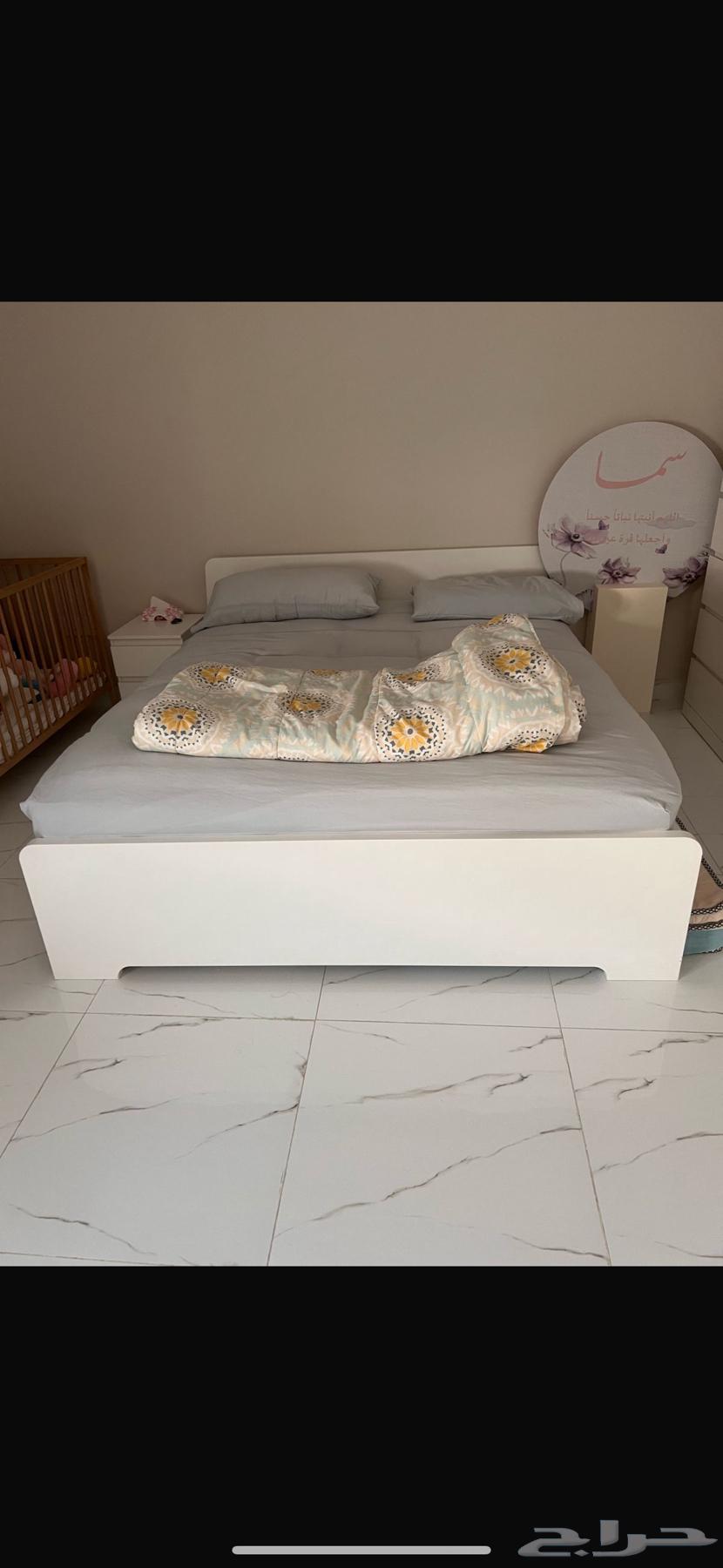 سرير من ايكيا للبيع64487965763201110