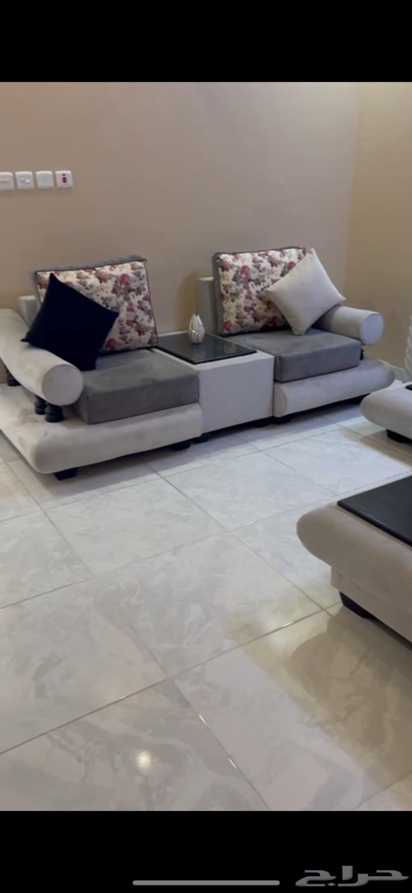 كنب مودرن شبه جديد نظيف جدا64488408258563113