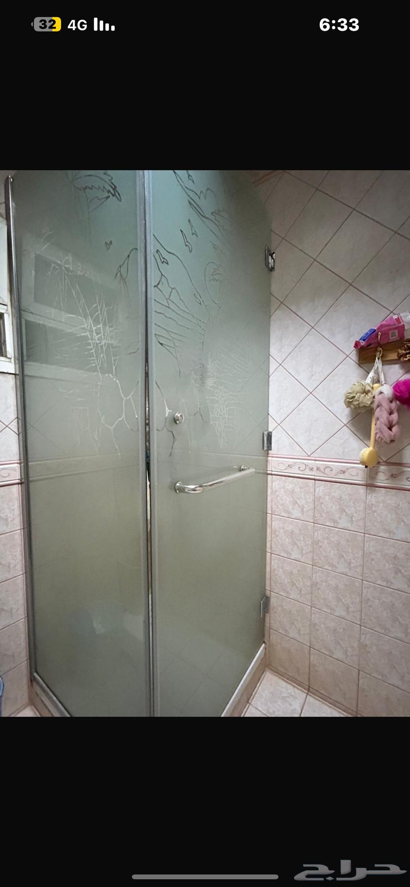 Secret shower bathroom one meter by one meter, corner, in perfect condition and used64487581460227111