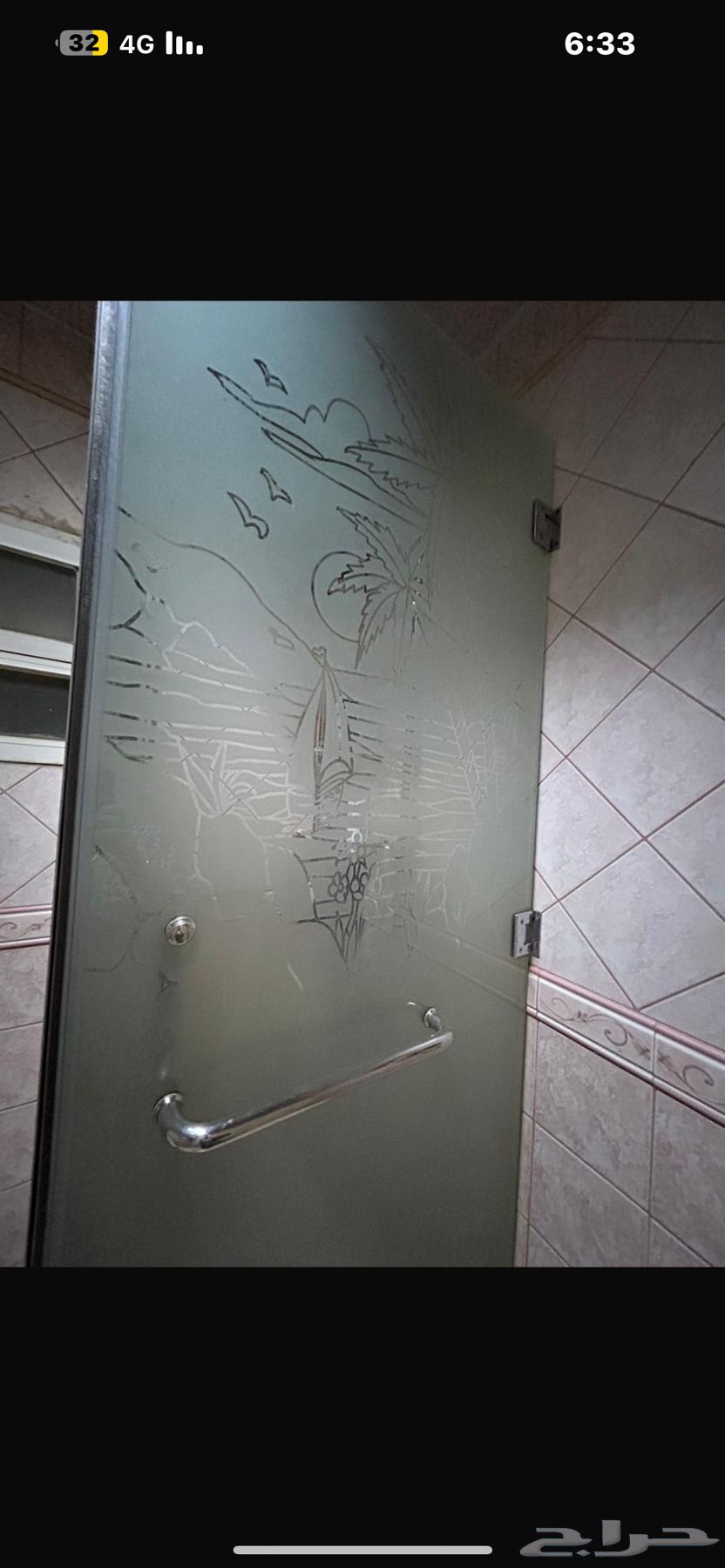 Secret shower bathroom one meter by one meter, corner, in perfect condition and used64487581460227110