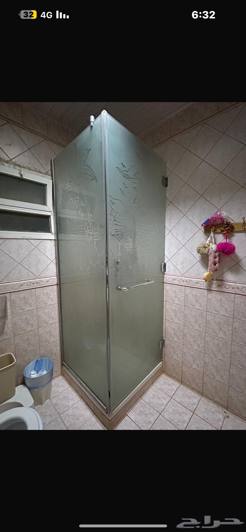 Secret shower bathroom one meter by one meter, corner, in perfect condition and used64487581460227113