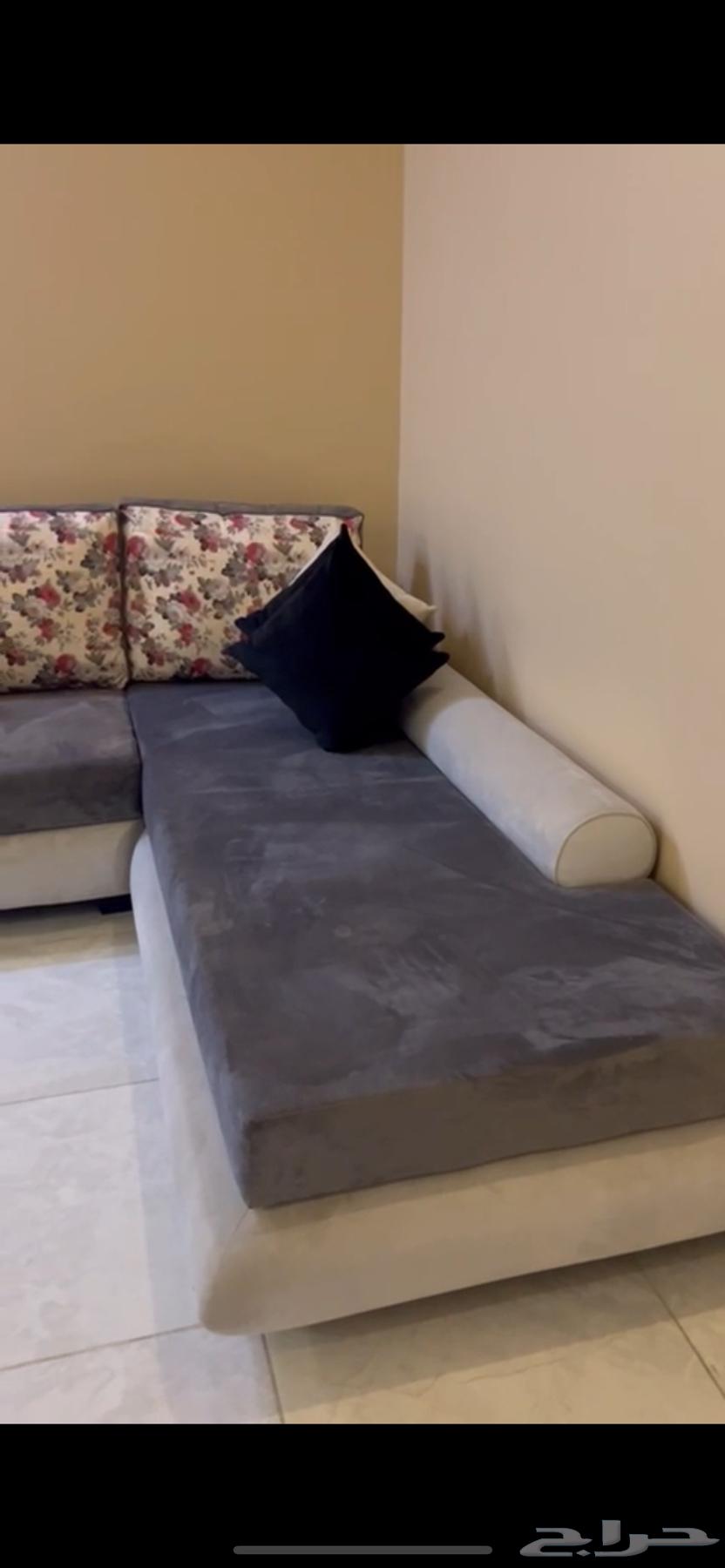 كنب مودرن شبه جديد نظيف جدا64488408258563111