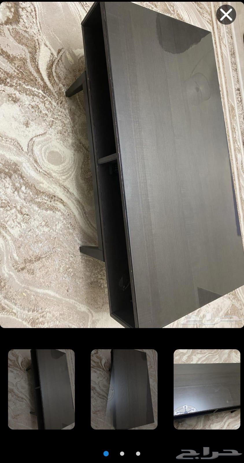 كنب بني طاوله اسود. طاوله بني64488215307521112